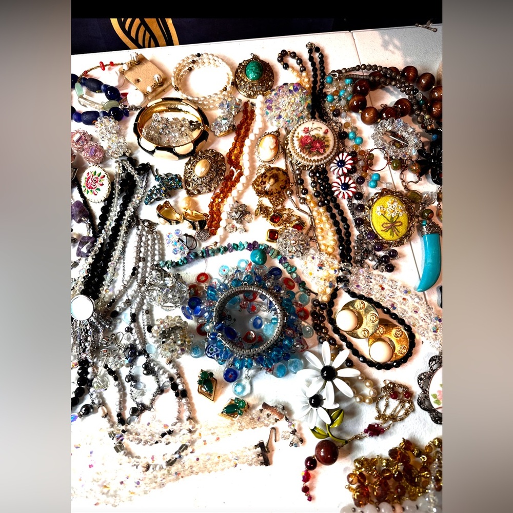 May 4th ⚔️ Jewelry Dig 💎 - Picture 7 of 16